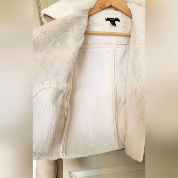 Faux Fur Lined Suede Aviator Jacket by FOREVER 21 - Picture 4 of 15